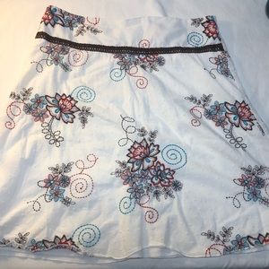 Heart Soul embroidered Skirt Size 5 lovely detail